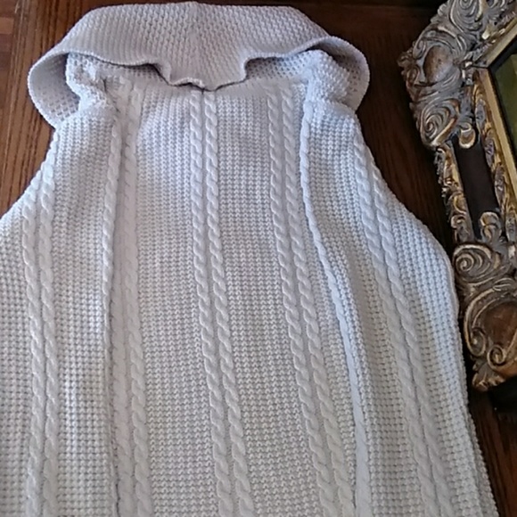 Jeanne Pierre Sweater - Picture 5 of 5